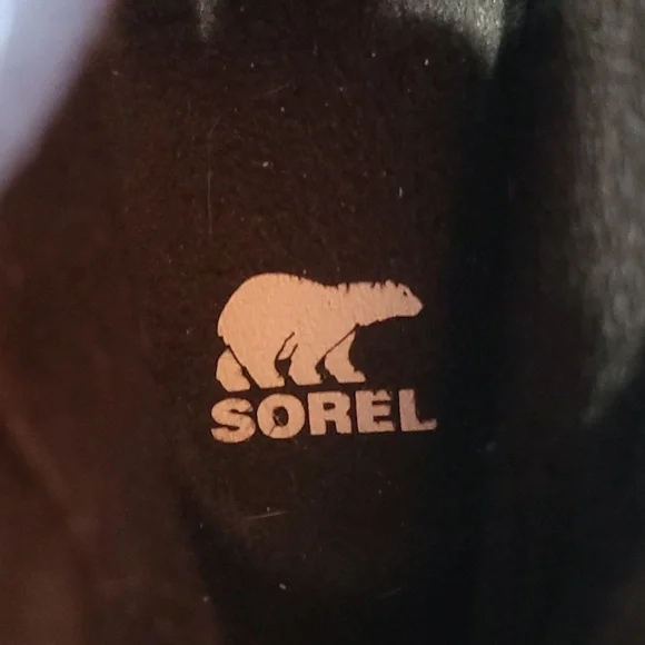 Sorel Women's black boots - Picture 10 of 16